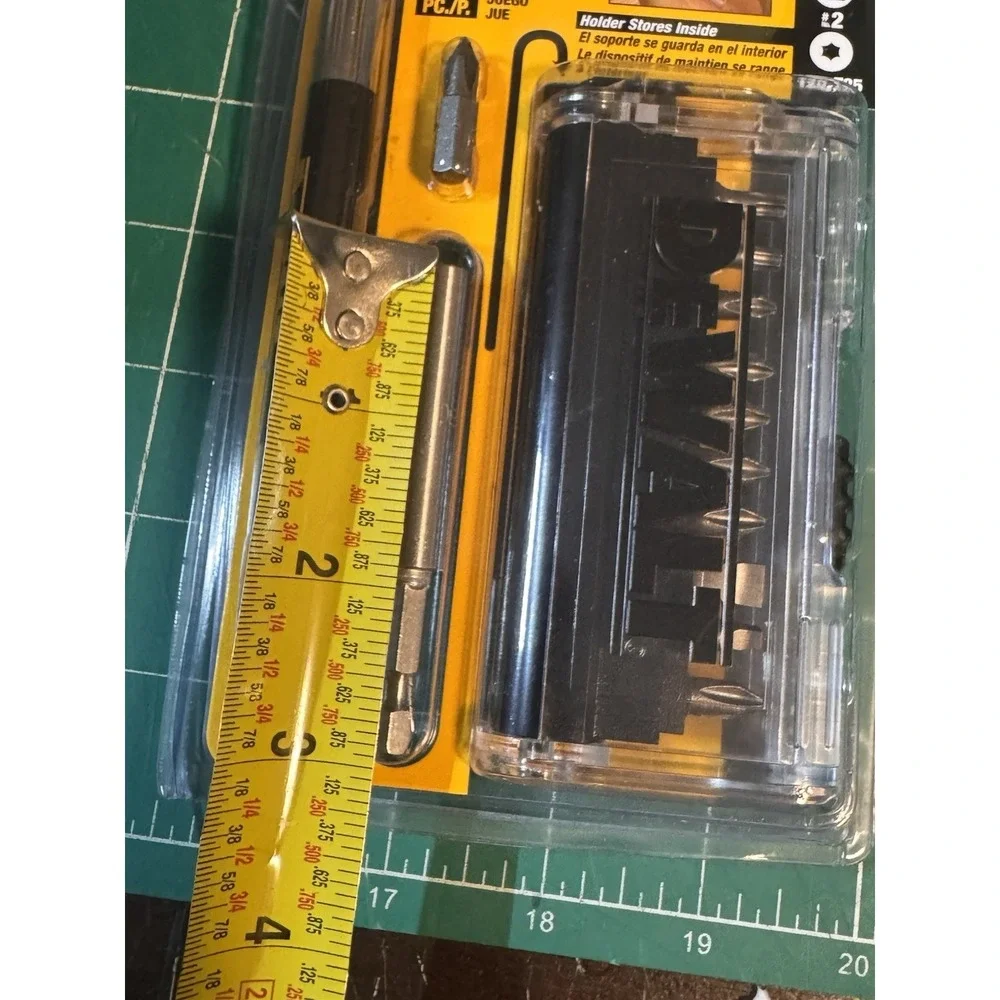DeWalt 14-Piece Hand Tool Set w/Screwdriver, Torx, Square Bits & Case DW2099 NEW